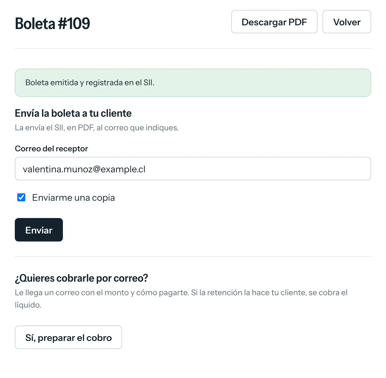 Una boleta recién emitida con el formulario «Envía la boleta a tu cliente» y el correo de la paciente ya puesto.